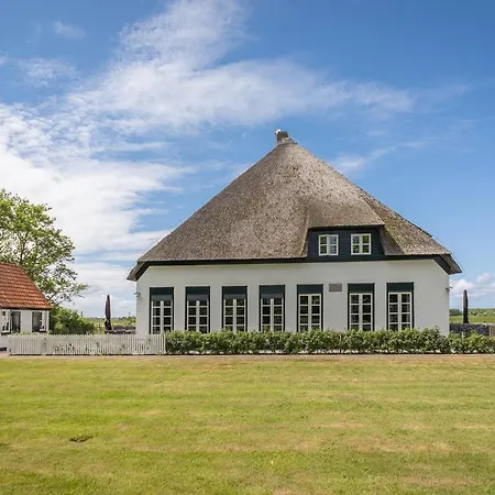 In A Sunny Location In A In De Cocksdorp On The Island Of Texel Holiday home *